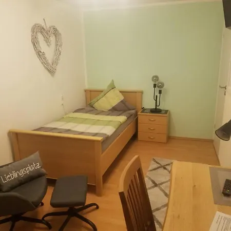 Gaestehaus Kloep Gmbh Πανσιόν Hillesheim (Vulkaneifel)