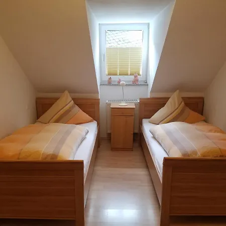 Gaestehaus Kloep בית הארחה הילסהיים